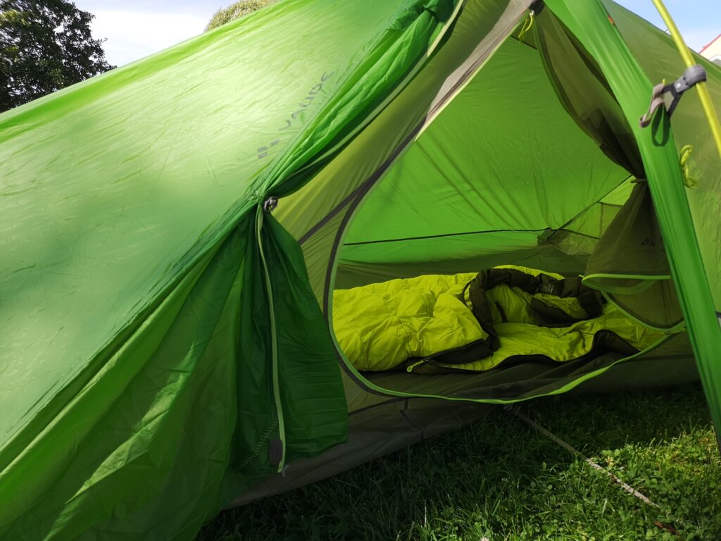 Tents & sleeping bags